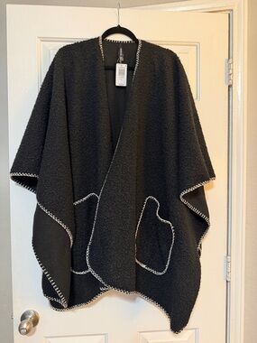 torrid Black Knit Ruana with Contrast Whipstitch